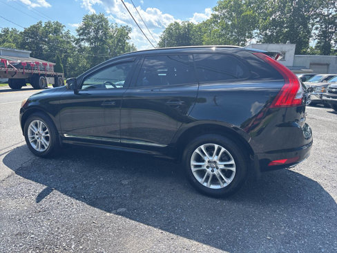 Used 2016 Volvo XC60 T5 w/ Proximity Package image 17