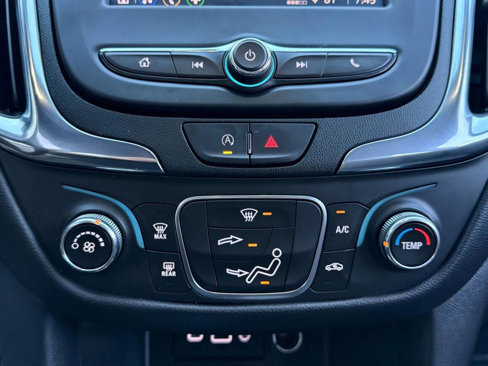 Used 2023 Chevrolet Equinox LT image 23