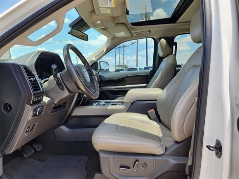 Used 2021 Ford Expedition Limited image 18