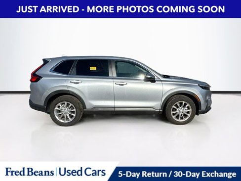 Used 2025 Honda CR-V EX image 8