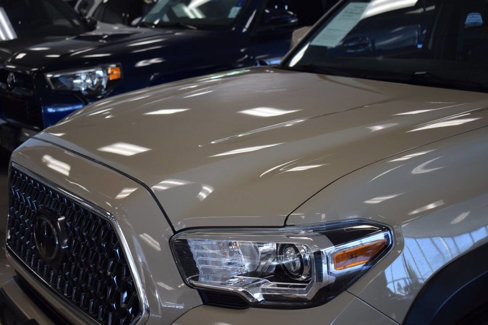 Used 2019 Toyota Tacoma TRD Off-Road w/ Technology Package image 16