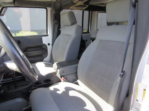 Used 2008 Jeep Wrangler Unlimited Sahara w/ Trailer Tow Group image 12