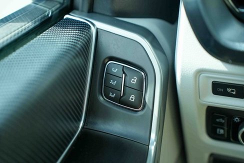 Used 2023 Ford F150 Limited image 35