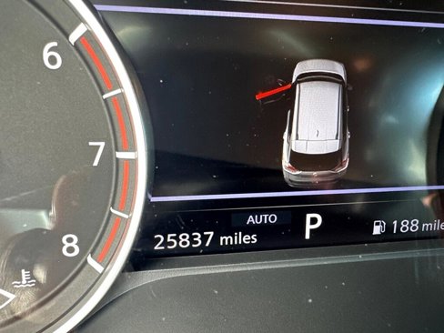 Used 2023 Nissan Rogue SV image 15