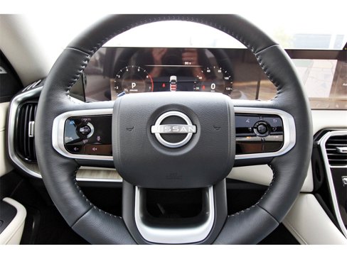 New 2026 Nissan Armada Platinum image 11