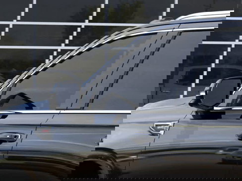 New 2025 GMC Yukon Denali w/ Denali Reserve Package image 12