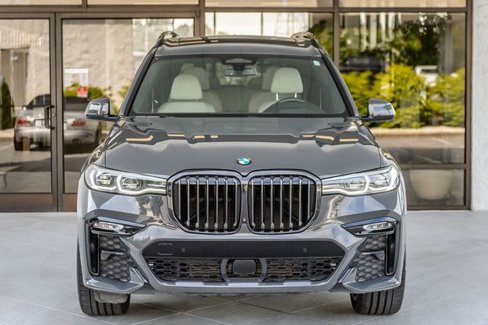 Used 2022 BMW X7 xDrive40i w/ M Sport Package image 5