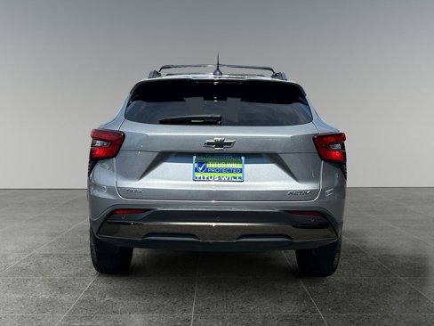 Used 2024 Chevrolet Trax ACTIV w/ Sunroof Package image 6