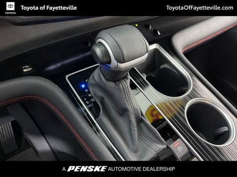 Certified 2025 Toyota Sienna XSE image 35