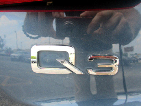 Used 2017 Audi Q3 2.0T Premium image 21
