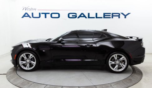 Used 2021 Chevrolet Camaro SS image 2
