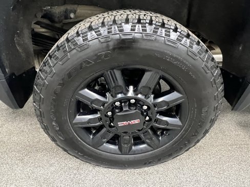Used 2024 GMC Sierra 3500 AT4 w/ AT4 Preferred Package image 20