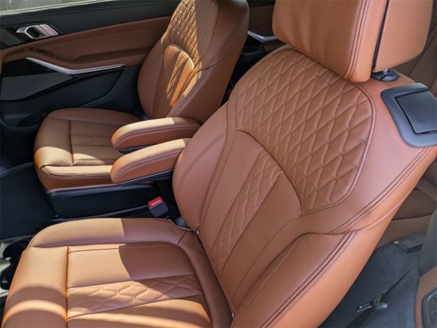 New 2026 BMW X7 M60i image 10