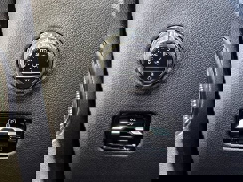 New 2025 Mercedes-Benz GLC 43 AMG 4MATIC image 19