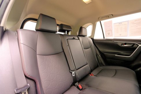 Used 2023 Toyota RAV4 TRD Off-Road image 21