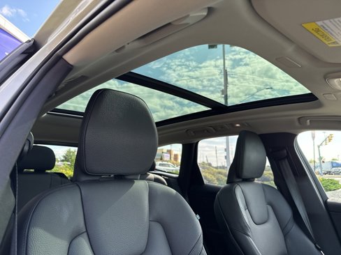 Certified 2025 Volvo XC60 B5 Plus image 42