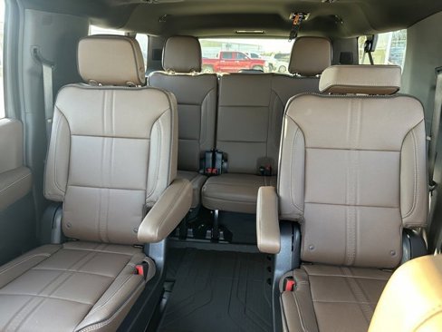 New 2026 Chevrolet Suburban High Country image 41