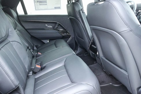 New 2025 Land Rover Range Rover Sport image 12