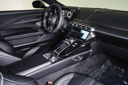 New 2025 Aston Martin V8 Vantage Coupe image 16