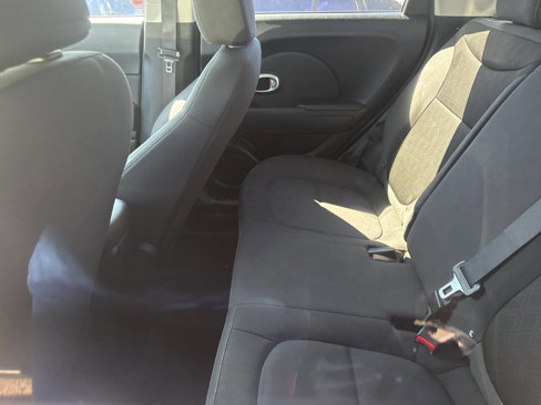 Used 2015 Kia Soul image 5