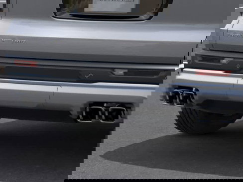 New 2026 Chevrolet Traverse LT w/ Driver Confidence Package image 14