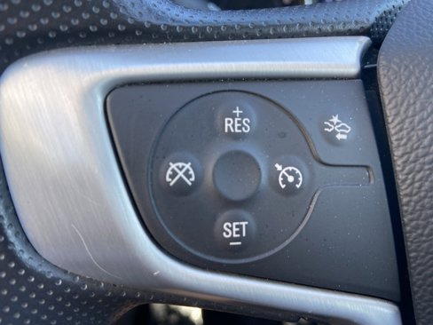 Used 2024 GMC Terrain SLE image 15