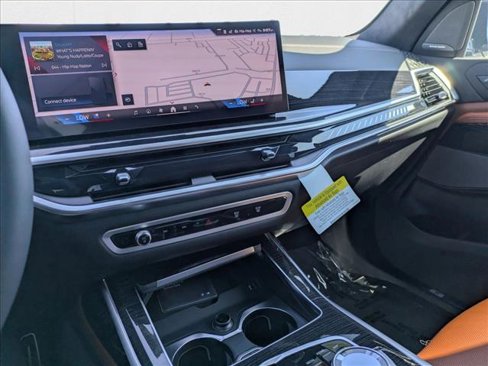 New 2026 BMW X7 M60i image 12