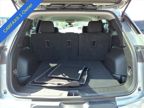 Used 2025 Chevrolet Blazer LT image 12