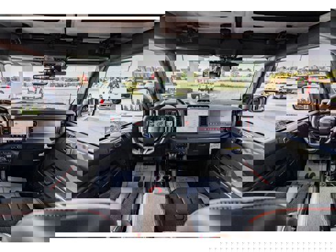 New 2025 Ford Bronco Raptor w/ Interior Carbon Fiber Pack image 9