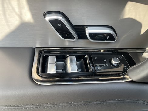 New 2025 Land Rover Range Rover Sport Dynamic SE image 25