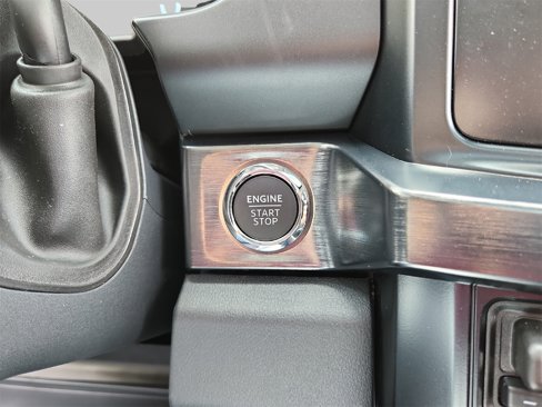 New 2025 Ford F350 Lariat w/ Black Appearance Package image 22