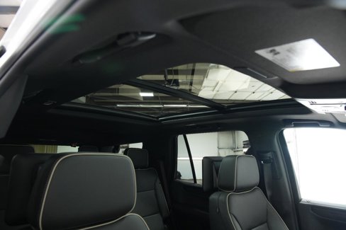 New 2026 GMC Yukon Elevation image 19