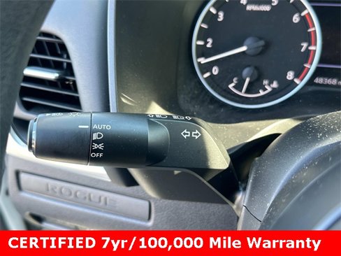 Used 2023 Nissan Rogue S image 26