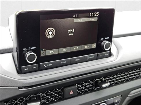 New 2025 Honda Accord SE image 12