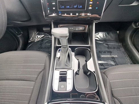 Used 2024 Hyundai Santa Cruz SEL w/ Activity Package image 17