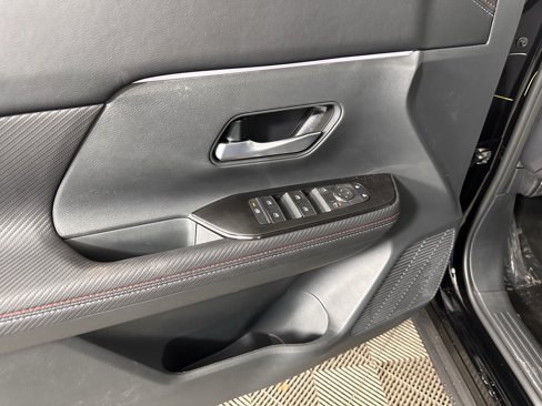 New 2026 Nissan Kicks SR image 39