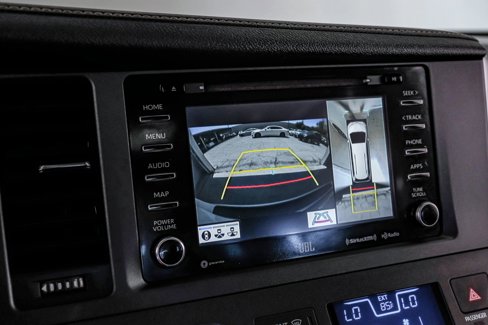 Used 2020 Toyota Sienna Limited Premium image 18