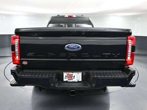 Used 2023 Ford F250 Lariat w/ Lariat Ultimate Package image 7