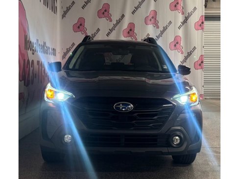 Used 2023 Subaru Outback Onyx Edition image 5