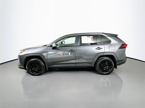 Used 2025 Toyota RAV4 LE image 5