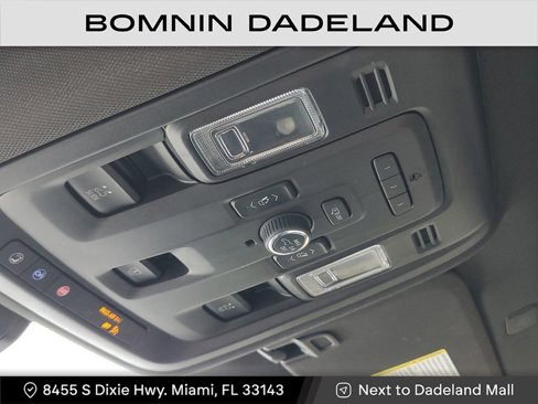 Used 2022 Chevrolet Tahoe High Country image 32