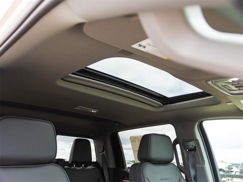 New 2026 GMC Sierra 1500 Denali image 13