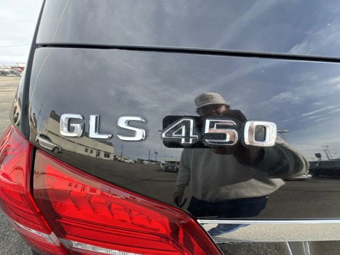 Used 2017 Mercedes-Benz GLS 450 4MATIC image 33