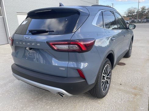 New 2026 Ford Escape SE image 4