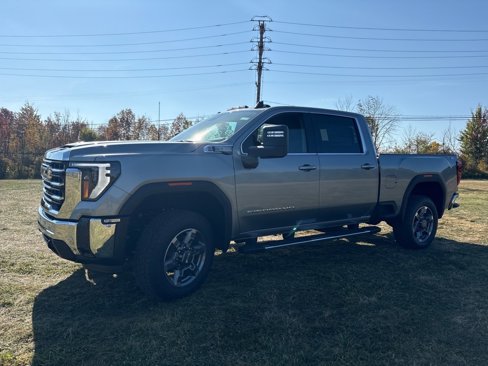 New 2026 GMC Sierra 2500 SLE w/ SLE Value Package; image 4