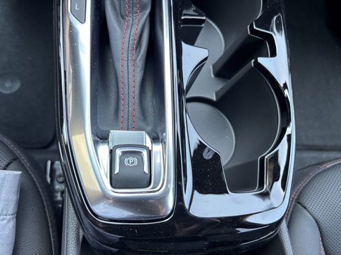 New 2026 Chevrolet Trax RS w/ Sunroof Package image 34