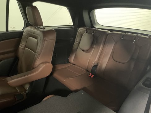 New 2025 Lincoln Aviator Reserve w/ Equipment Group 201A image 25