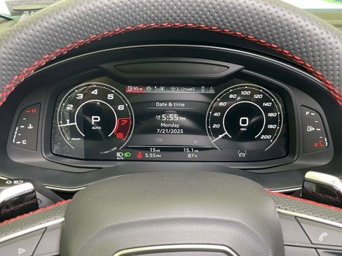 New 2025 Audi RS Q8 performance image 45