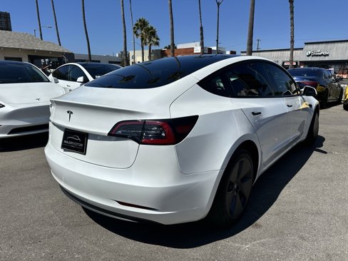 Used 2023 Tesla Model 3 Standard Range image 4