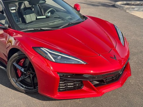 Used 2025 Chevrolet Corvette E-Ray w/ Stealth Interior Trim Package image 28